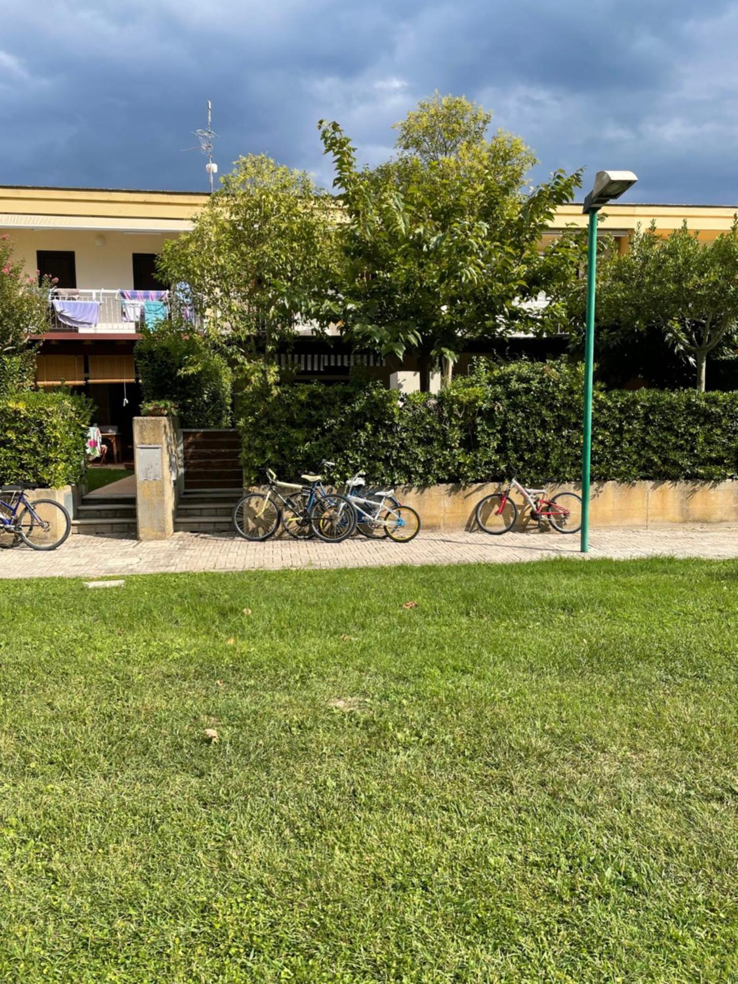 Villetta A Schiera In Villaggio Metatur 메타폰토 외부 사진